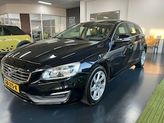 Volvo V60 - 1.6 D2 R-Design DealerAauto Automaat