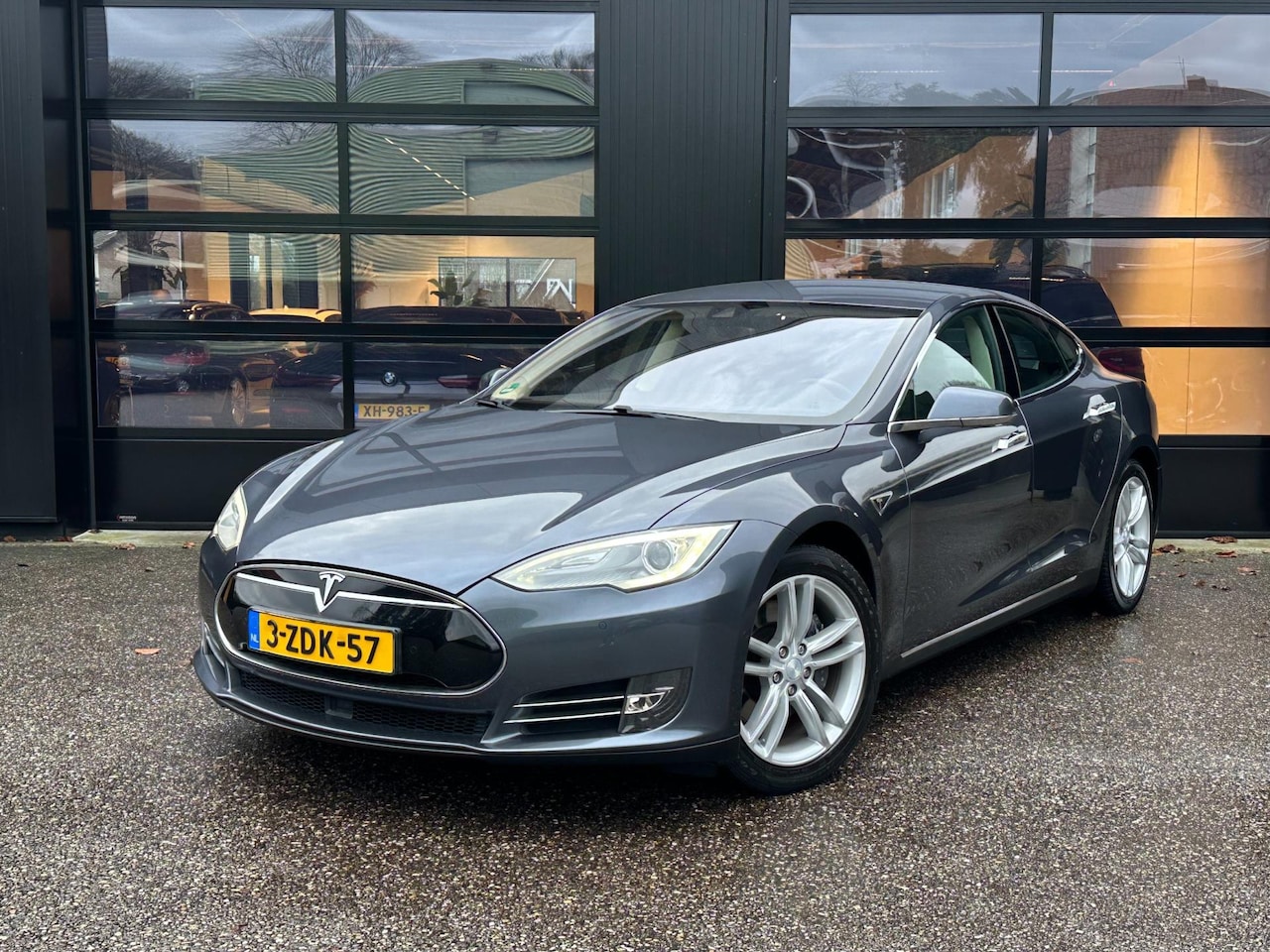 Tesla Model S - 85 Base Led Navi Leder Camera AdapCruise. - AutoWereld.nl