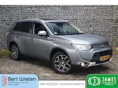 Mitsubishi Outlander - 2.0 PHEV XLine | Geen import | Trekhaak | Leer | Schuifdak