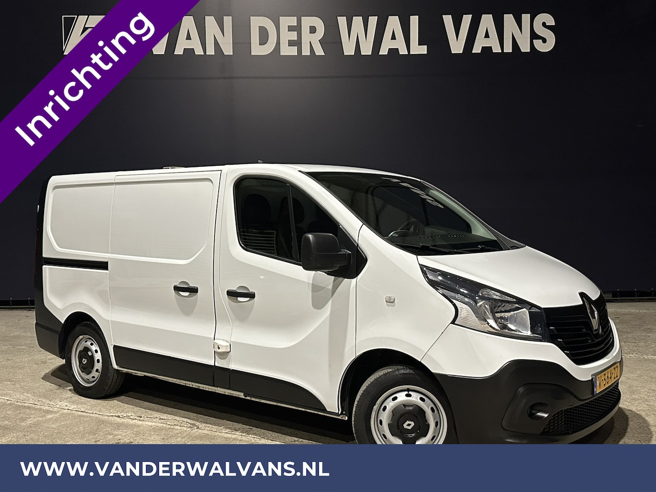 Renault Trafic - 1.6 dCi L1H1 inrichting Euro6 Airco | Navigatie | Cruisecontrol | Trekhaak Parkeersensoren - AutoWereld.nl