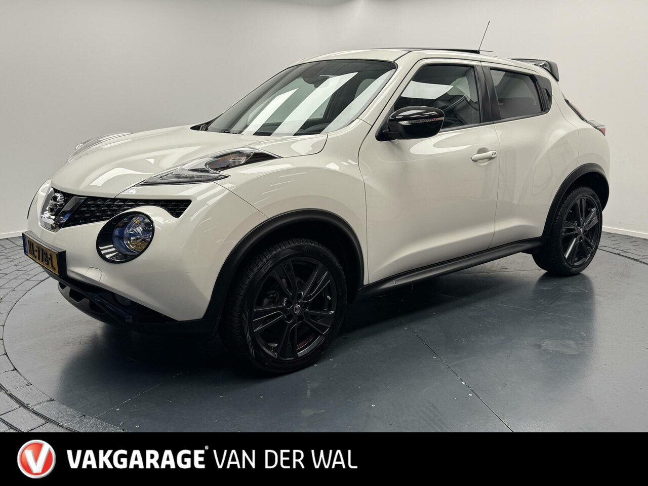 Nissan Juke - 1.2 DIG-T Connecta Navigatie-Panoramadak-Cr.contr-Clima-Camera-Lm18''velgen - AutoWereld.nl