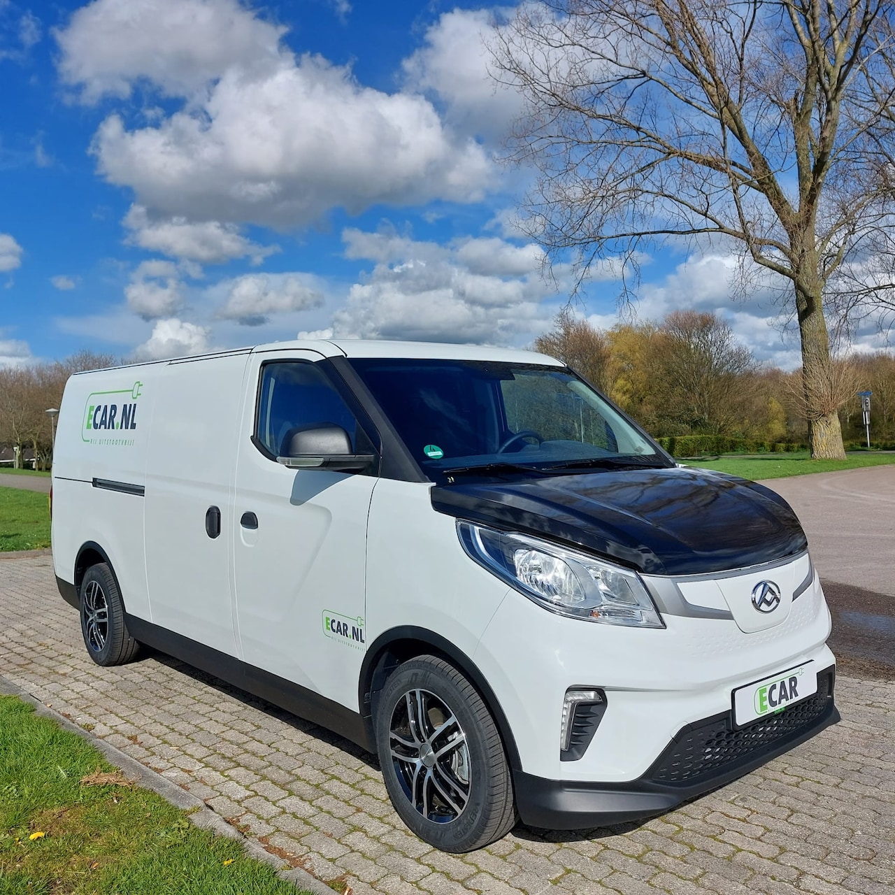 Maxus eDELIVER 3 - LWB 50 kWh | 100% Elektrisch | UIT VOORRAAD LEVERBAAR! | Carplay | Camera | 7" Touchscreen - AutoWereld.nl