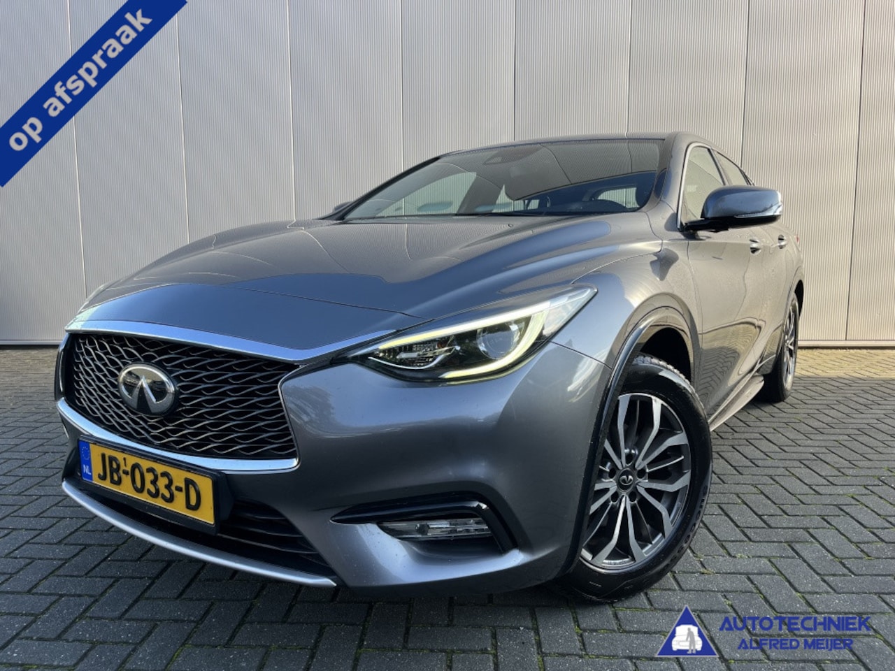 Infiniti Q30 - 1.6t Business NIEUWJAARSAANBIEDING - AutoWereld.nl