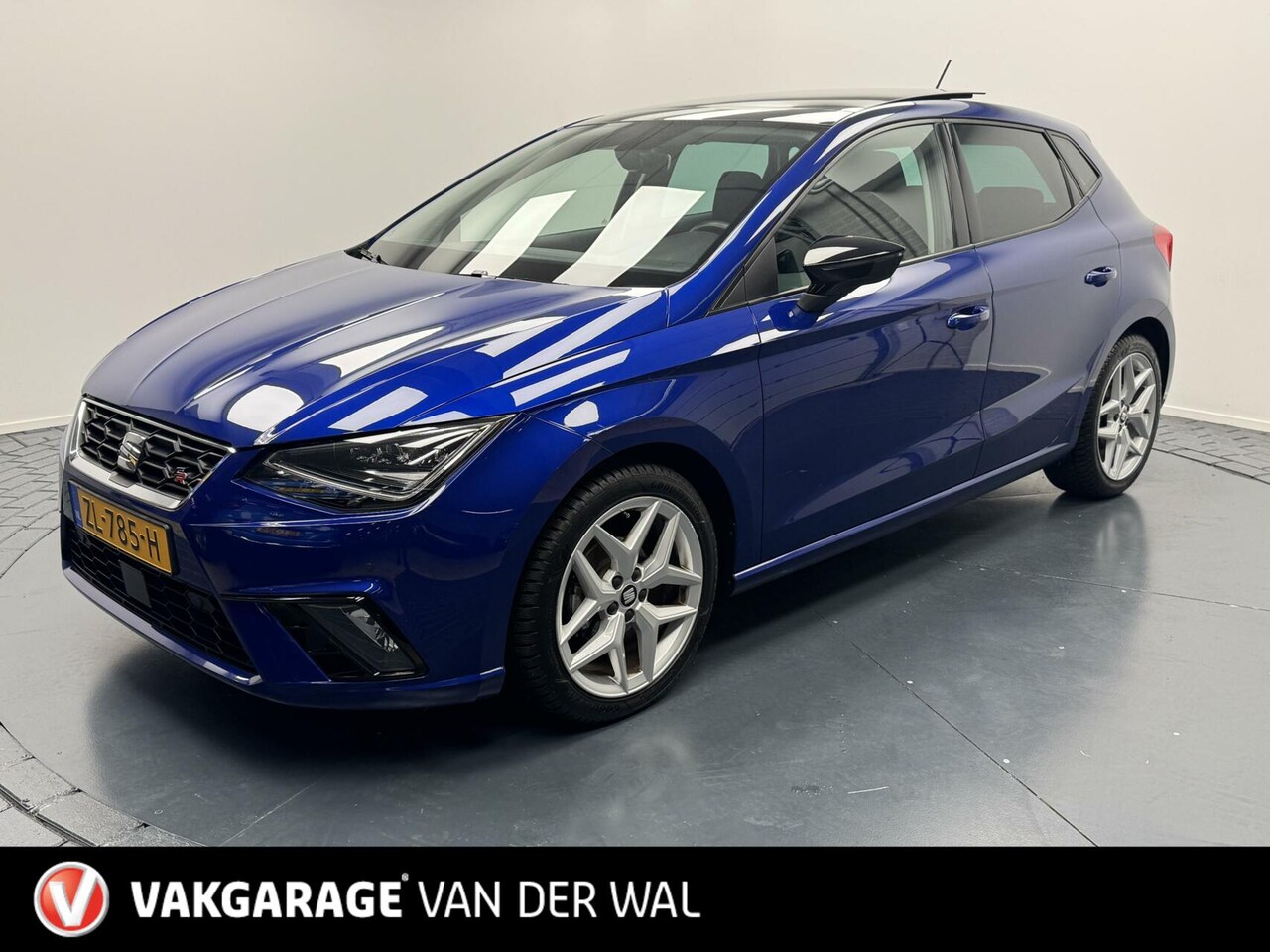 Seat Ibiza - 1.0 TSi FR Navigatie-Panoramadak-Clima-Cr.contr-PDC-Lm17''velgen-Stoelverwarming - AutoWereld.nl