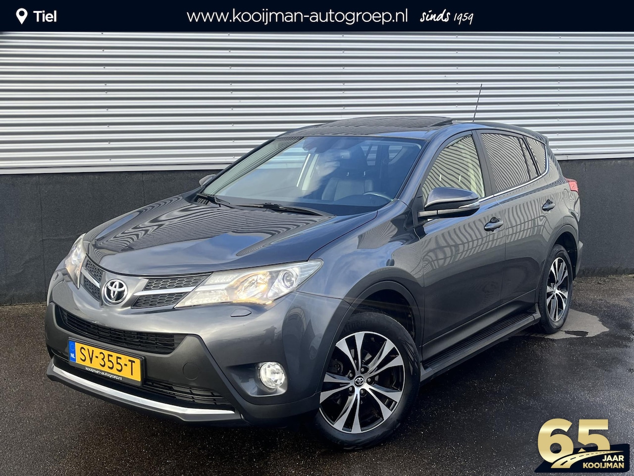 Toyota RAV4 - 2.0D Executive Business 4WD Schuif/kanteldak, Trekhaak, Dodehoekdetectie, Navigatie, Nieuw - AutoWereld.nl