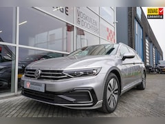 Volkswagen Passat Variant - 1.4 TSI PHEV GTE Hybrid | Alcantara | Camera | stuur en stoelverw