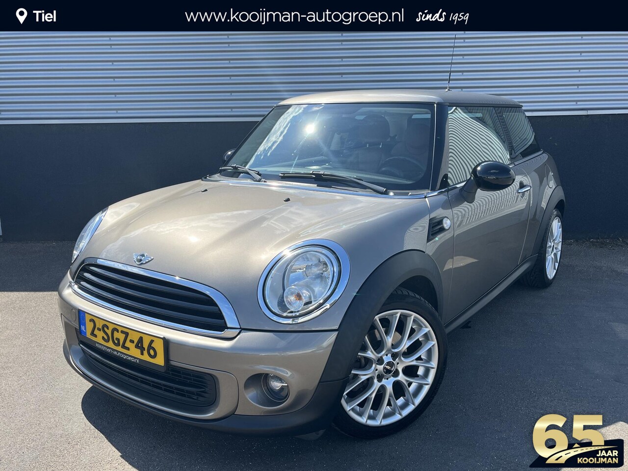 MINI One - Mini 1.6 MINIMALIST Chili Navigatie, Lederen bekleding, LMV, Climate control, - AutoWereld.nl