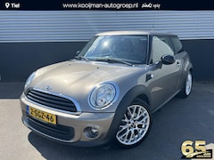 MINI One - 1.6 MINIMALIST Chili Navigatie, Lederen bekleding, LMV, Climate control,