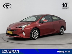 Toyota Prius - 1.8 Executive | JBL | Naviagtie | Trekhaak | Head up Display | Cruise Control Adaptief |