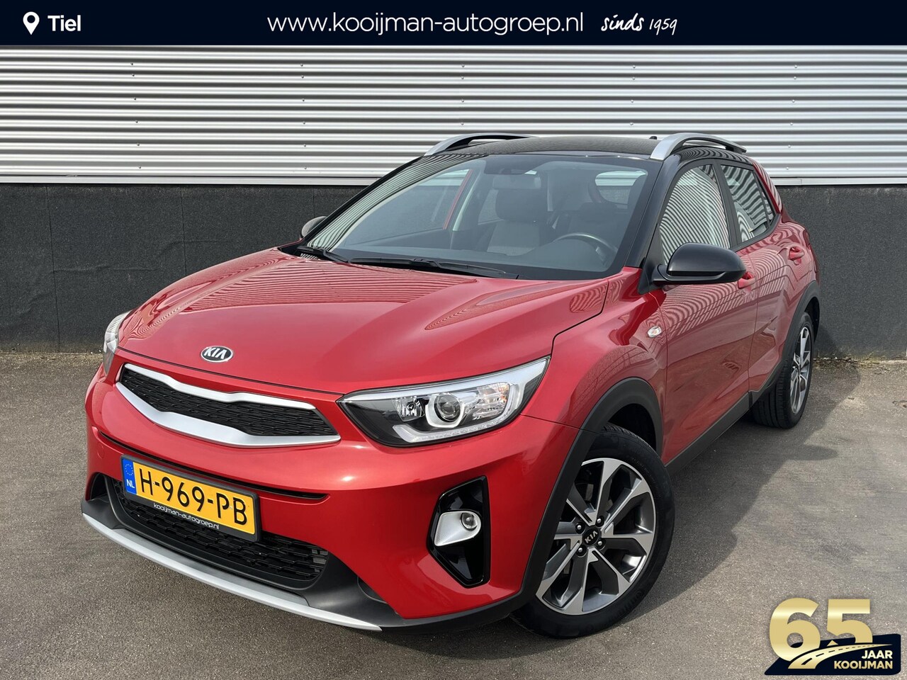 Kia Stonic - 1.0 T-GDi DynamicLine Nieuw geleverd | Dealer onderhouden | Full map navigatie | Achteruit - AutoWereld.nl