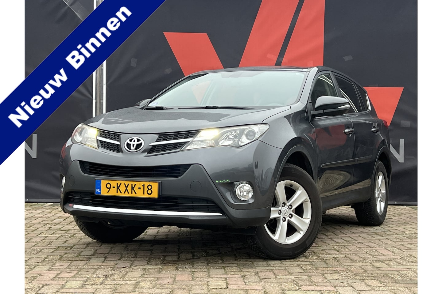 Toyota RAV4 - 2.0 Dynamic 4WD | Nieuw Binnen! | Automaat | Navi | Automatische Airco - AutoWereld.nl