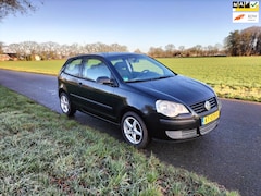 Volkswagen Polo - 1.2 Trendline