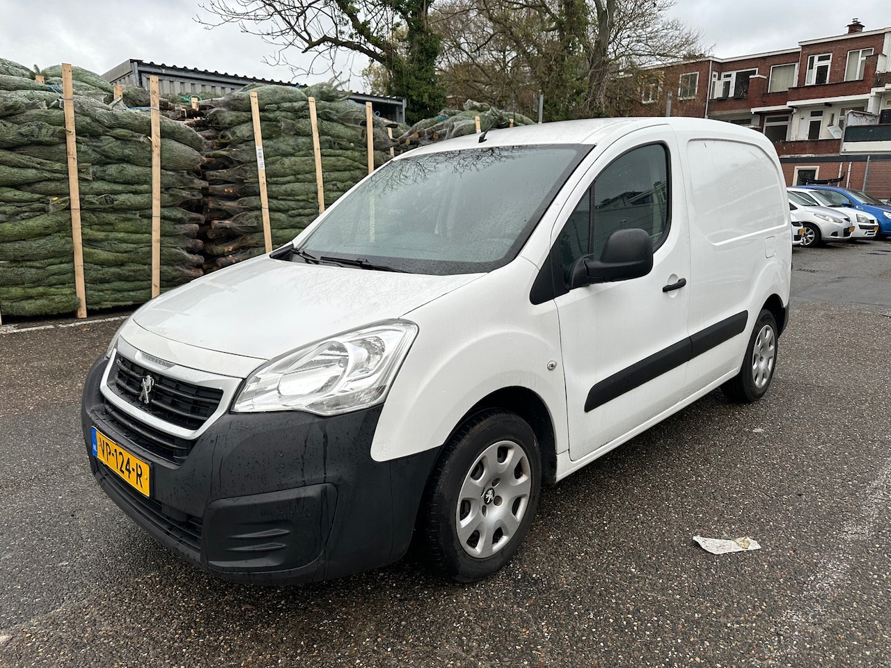 Peugeot Partner - 120 1.6 HDi 75 L1 XR 120 1.6 HDi 75 L1 XR - AutoWereld.nl