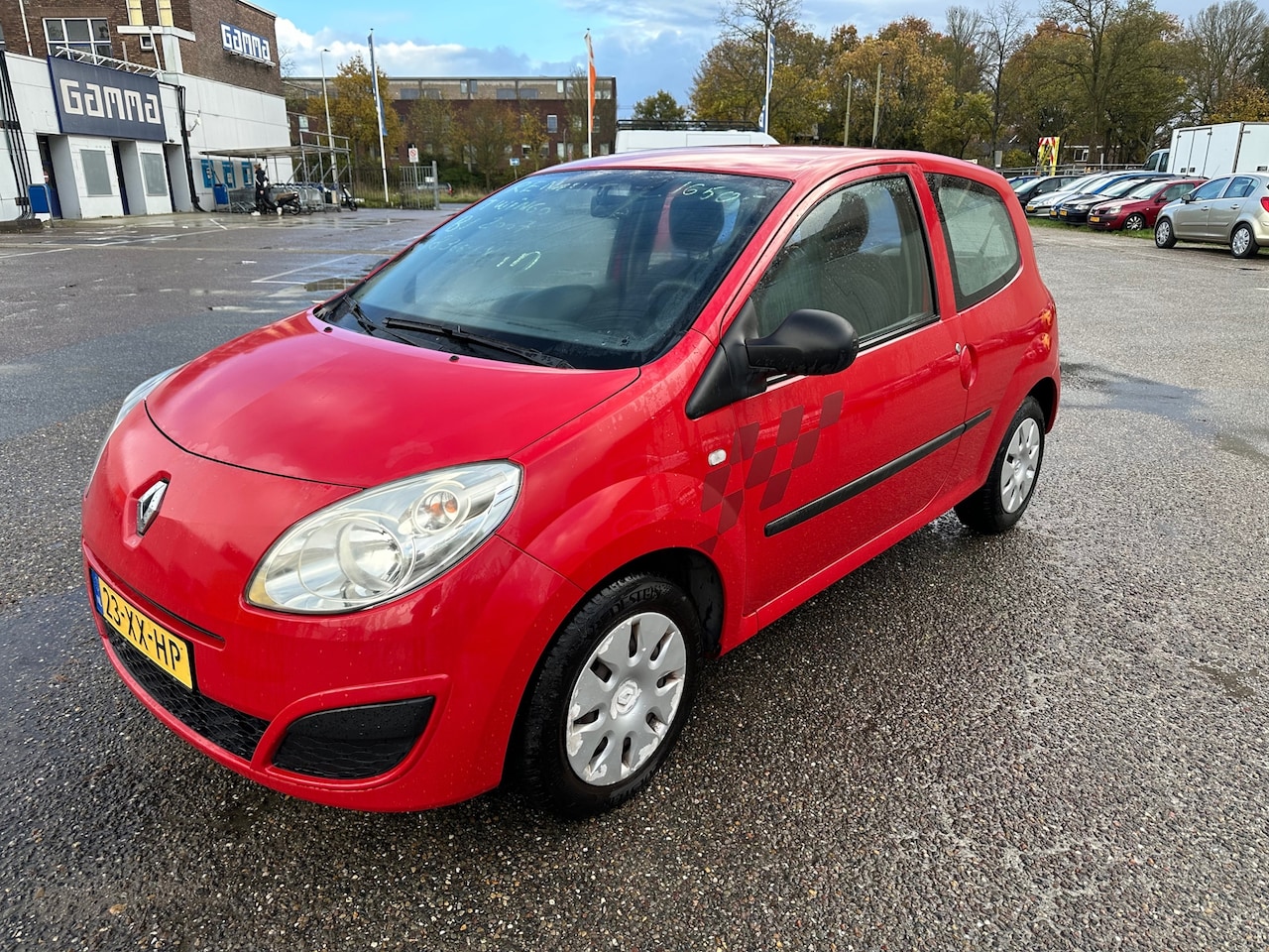 Renault Twingo - 1.2-16V Authentique 1.2-16V Authentique - AutoWereld.nl