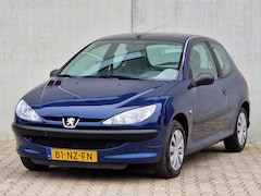 Peugeot 206 - 1.1 XR nap apk 08-2025