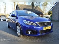 Peugeot 308 - 1.2 PureTech Blue Lease Executive