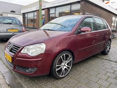 Volkswagen Polo - 1.2-12V Trendline