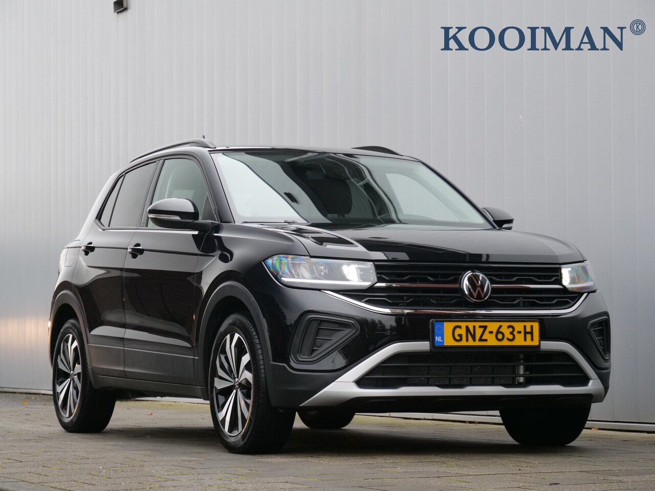 Volkswagen T-Cross - 1.0 TSI 116pk Life Edition Automaat LED / Camera / Privacy Glas - AutoWereld.nl