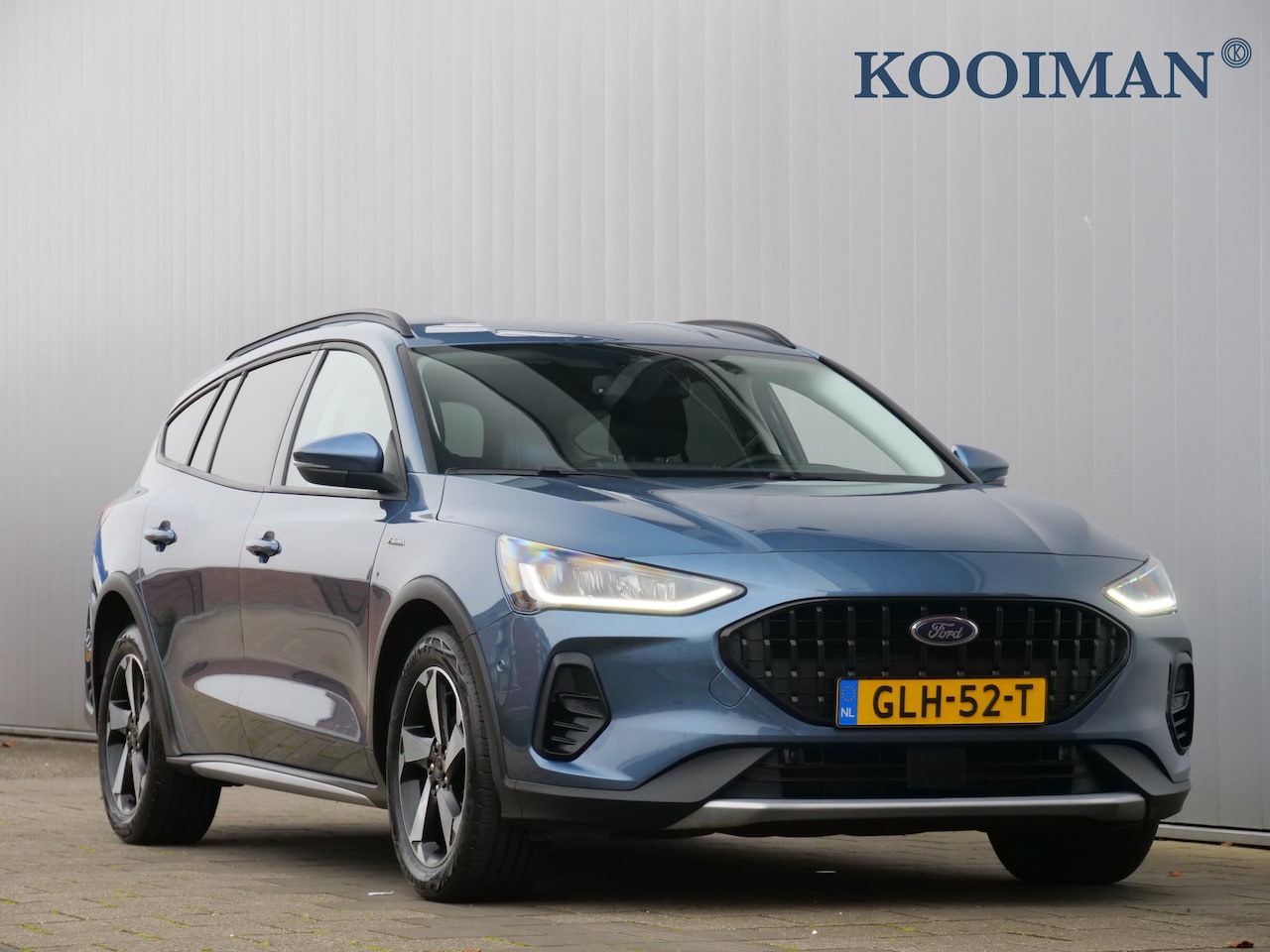 Ford Focus Wagon - 1.0 EcoBoost 155pk Mild Hybrid Active Automaat LED / Navigatie / Camera / 17 Inch - AutoWereld.nl