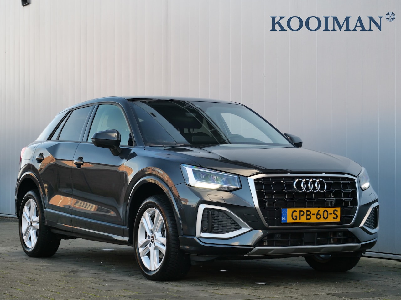 Audi Q2 - 35 TFSI S Edition 150 Pk Automaat LED / Apple Carplay / Panoramadak /Camera - AutoWereld.nl