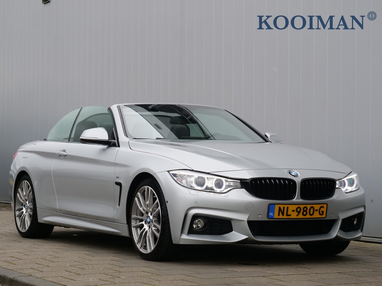 BMW 4-serie Cabrio - 430i Centennial High Executive 252 Pk Automaat Navi / Leer / Camera / Nekverwarming / M-pa - AutoWereld.nl