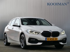 BMW 1-serie - 118i Executive Edition 136 Pk Automaat Navigatie / Apple Carplay / DAB / PDC