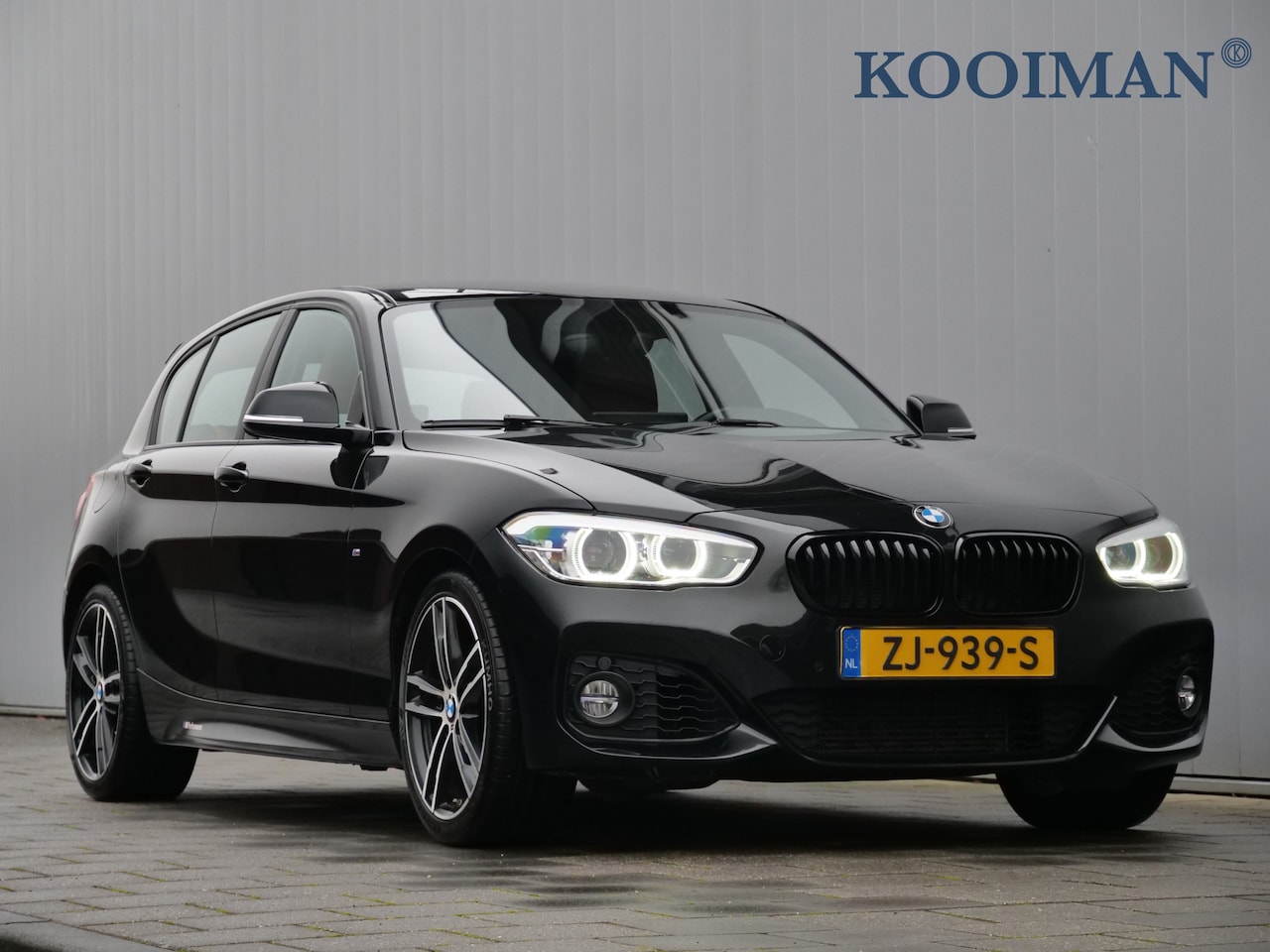 BMW 1-serie - 118i 136pk M Sport Edition Automaat 18 Inch / LED / Sportstoelen / Stoelverwarming - AutoWereld.nl