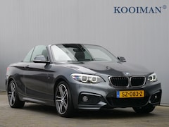 BMW 2-serie Cabrio - 220i High Executive 184 Pk Automaat Leder / Navigatie / Camera / M-pakket