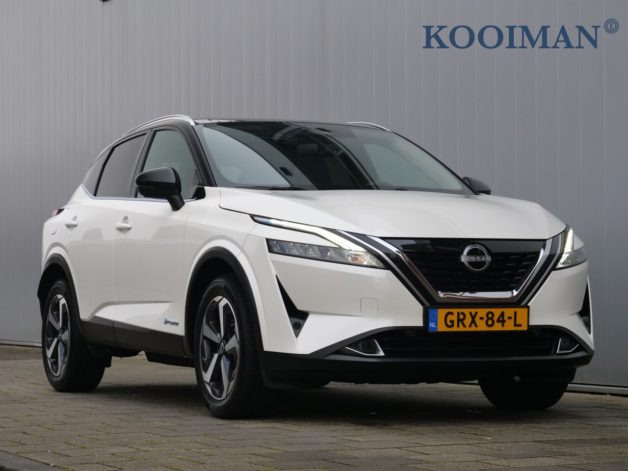 Nissan Qashqai - 1.5 e-Power N-Connecta 158 Pk Automaat Navigatie / Apple Carplay / DAB / Camera / Panorama - AutoWereld.nl