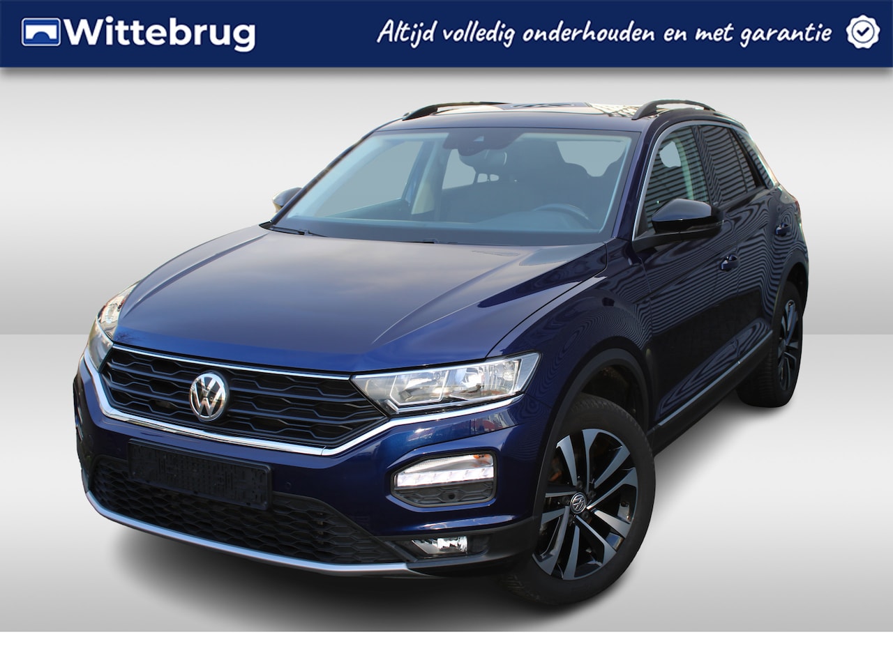 Volkswagen T-Roc - 1.5 TSI Style United DSG Automaat Panoramadak / Digitale cockpit / Navigatie / Trekhaak / - AutoWereld.nl