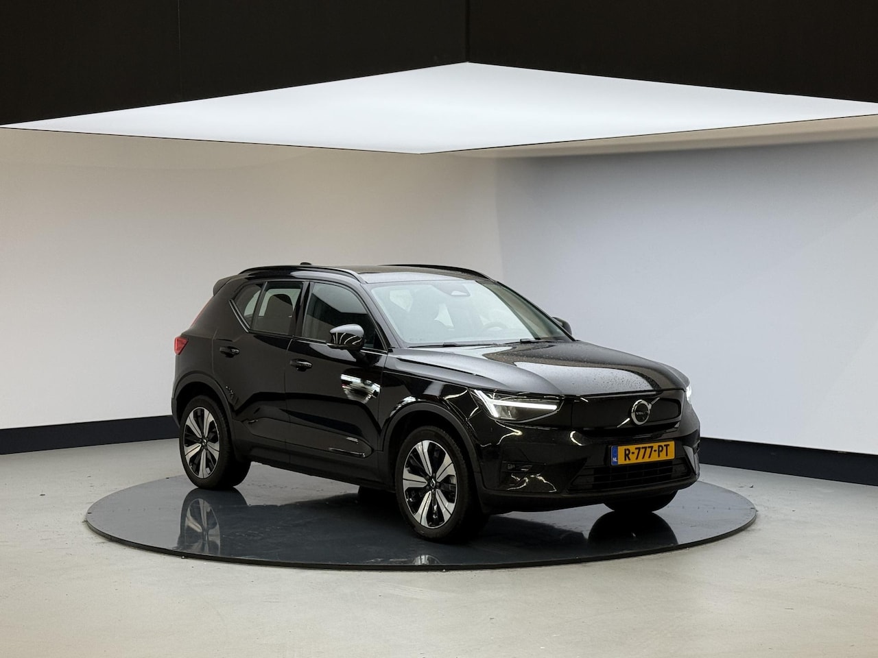 Volvo XC40 - Recharge Twin Ultimate 78 kWh | Panoramadak | - AutoWereld.nl