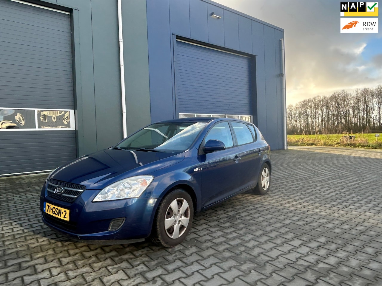 Kia Cee'd - 1.4 X-tra Airco - AutoWereld.nl