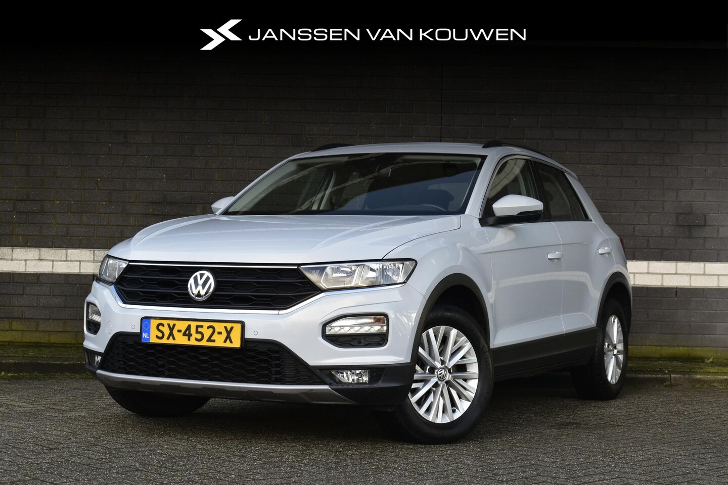 Volkswagen T-Roc - 1.0 TSI Style / Airco / Carplay / Cruise Control / BTW - AutoWereld.nl