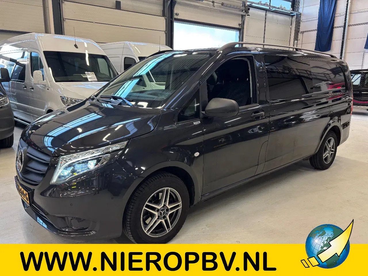 Mercedes-Benz Vito - 114CDI L3H1 Dubbelcabine Automaat Airco Navi Trekhaak - AutoWereld.nl