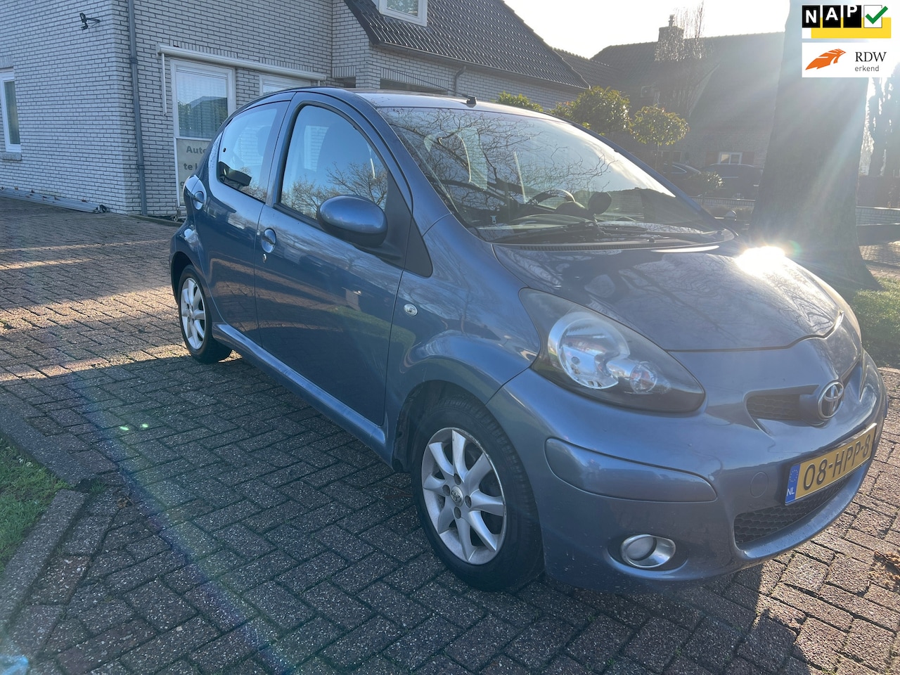 Toyota Aygo - 1.0-12V Comfort 1.0-12V Comfort - AutoWereld.nl