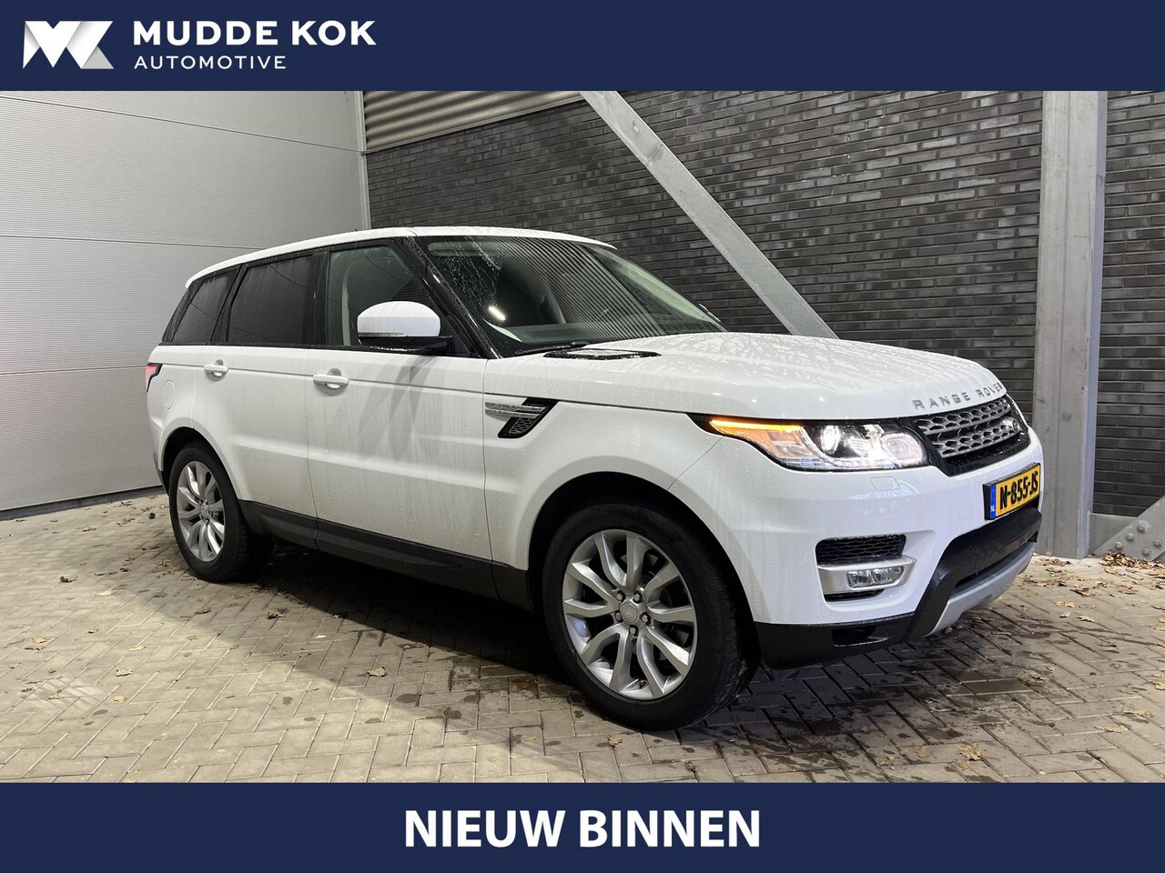 Land Rover Range Rover Sport - 2.0 SD4 SE | Panoramadak | Trekhaak | Camera | Leder | Stoel+Stuurverwarming - AutoWereld.nl