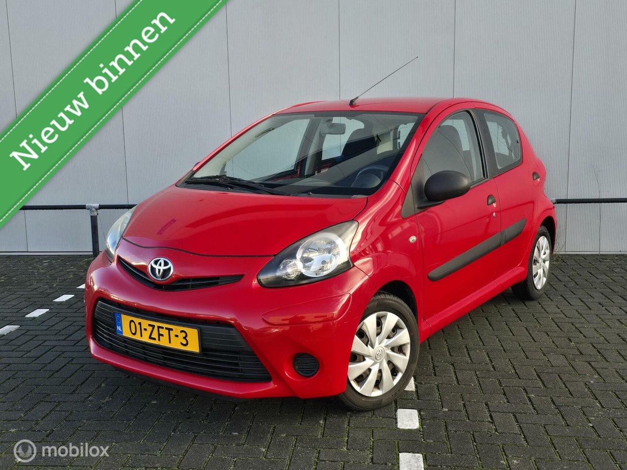 Toyota Aygo - 1.0 VVT-i Comfort dealeronderhouden! NWE APK! - AutoWereld.nl