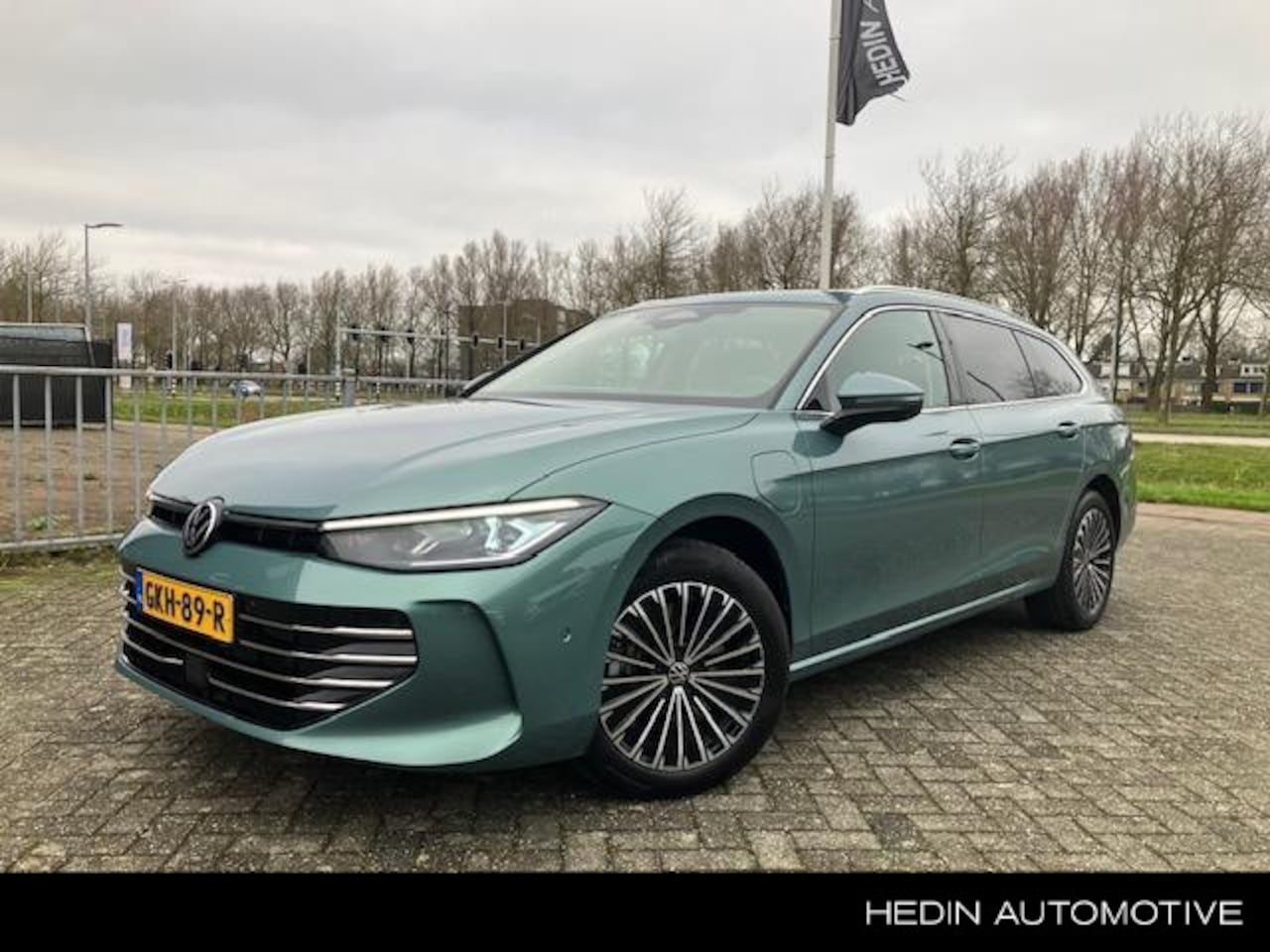 Volkswagen Passat Variant - 1.5 eHybrid 272PK Elegance Business Automaat - AutoWereld.nl