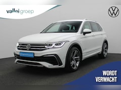 Volkswagen Tiguan - 1.4 TSI 245PK DSG eHybrid R-Line Business | Trekhaak | Camera | Stuur-/stoelverwarming | N