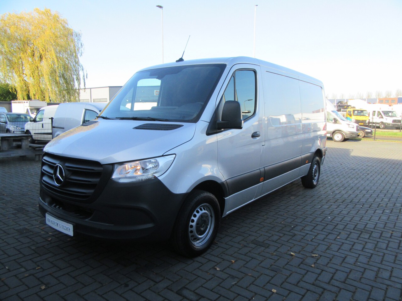 Mercedes-Benz Sprinter - 214 2.2 CDI L2H1 214 2.2 CDI 143 PK L2H1, Airco, Trekhaak - AutoWereld.nl