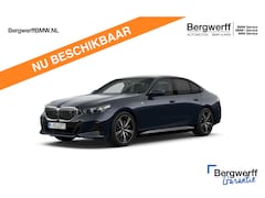 BMW i5 - eDrive40 M-Sport - Pano - Driving Ass Prof - Stoelventilatie - Harman Kardon