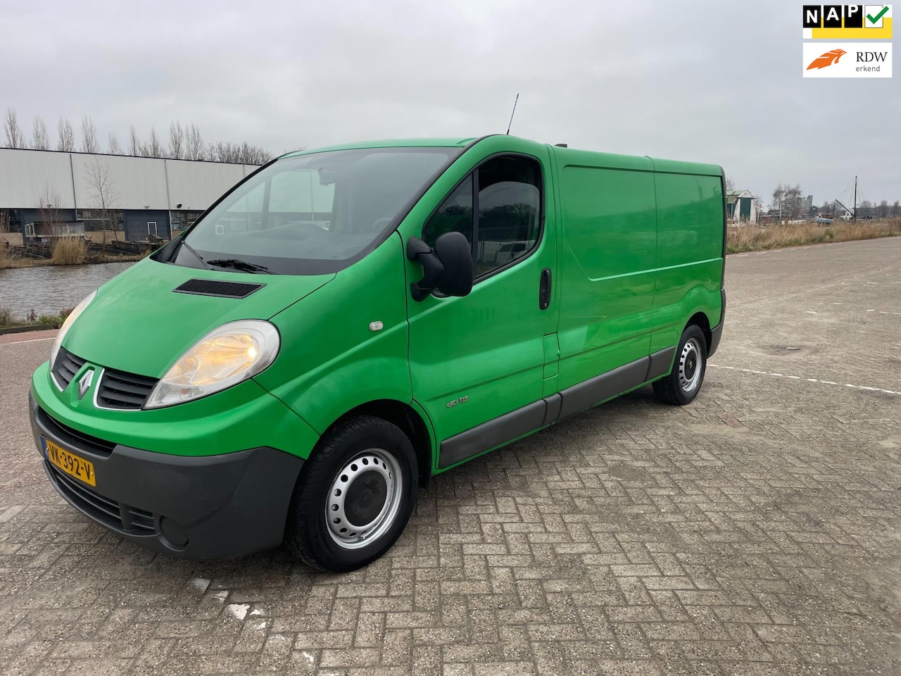 Renault Trafic - 2.0 dCi T29 L2H1 Eco Black Edition!AIRCO!ELECKTRISH RAAM&SPIEGEL!CRUIS CONTROLE!NAVIGATIE! - AutoWereld.nl