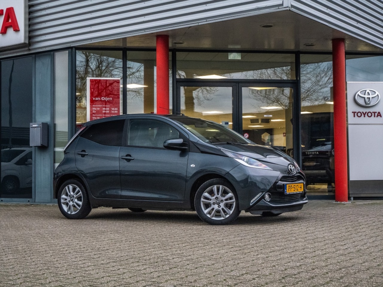 Toyota Aygo - 1.0 VVT-i x-joy 1.0 VVT-i x-joy - AutoWereld.nl