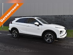 Mitsubishi Eclipse Cross - 2.4 PHEV Plug in Hybride Camera/stoelvw/etc.. Automaat Navigatie Keyles Led