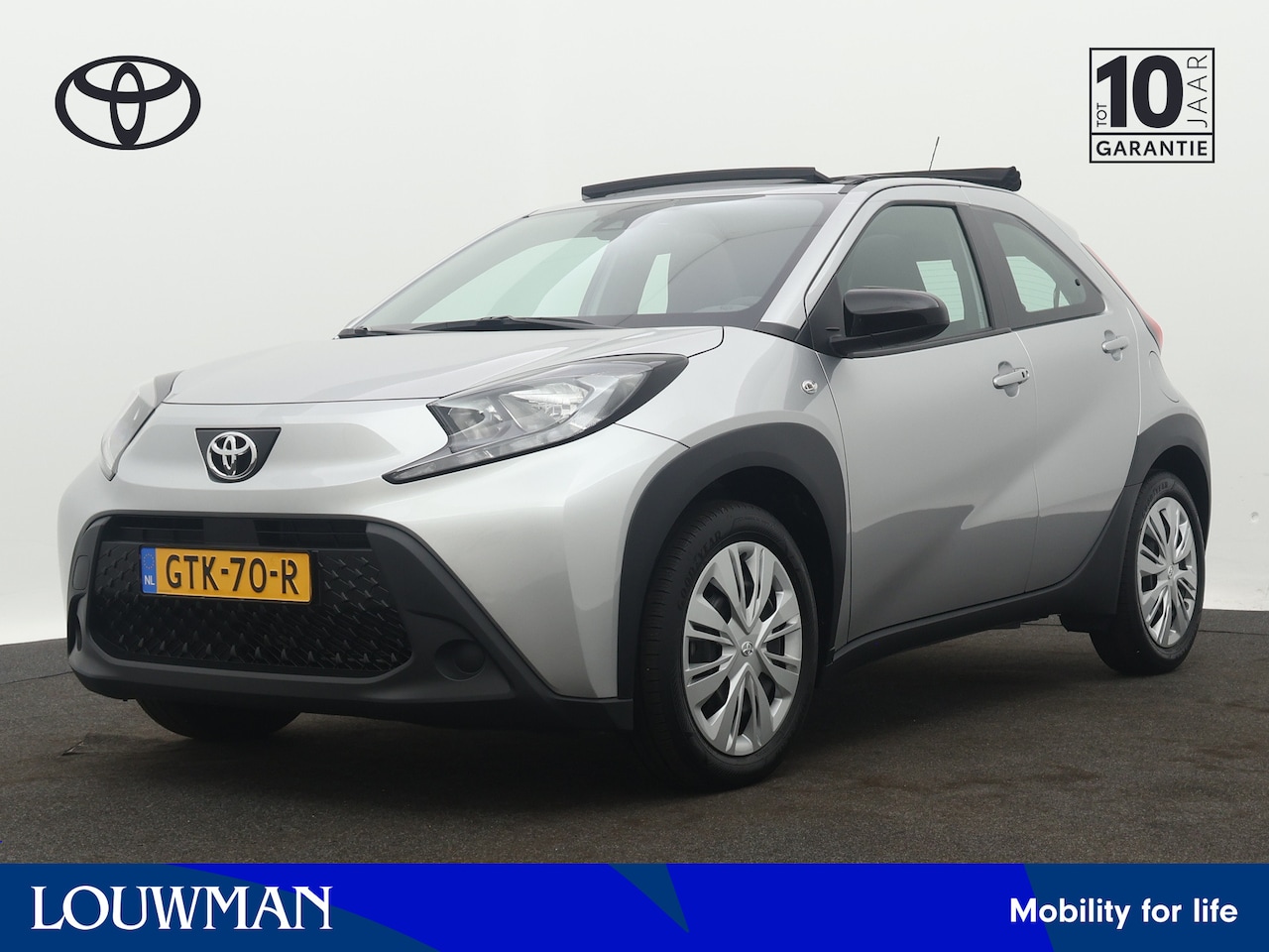 Toyota Aygo X - 1.0 VVT-i S-CVT Play Limited | Cabrio-/Schuifdak | Climate Control | Apple Carplay/Android - AutoWereld.nl