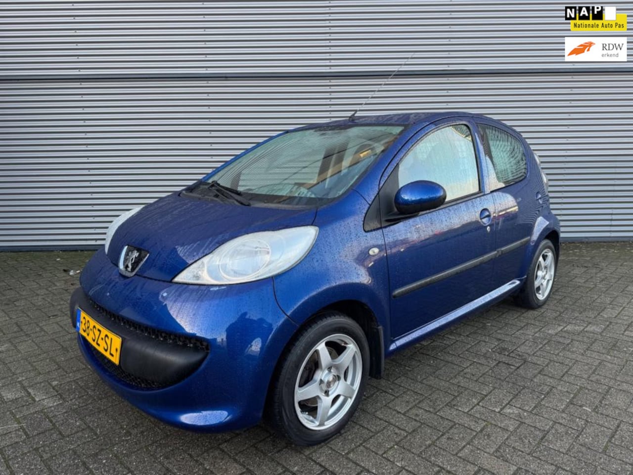 Peugeot 107 - 1.0-12V XS 1.0-12V XS - AutoWereld.nl