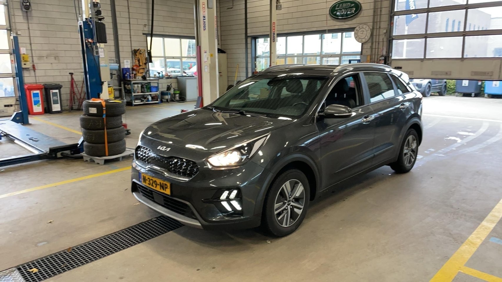 Kia Niro - 1.6 GDi Hybrid DynamicLine AIRCO | ACHTERUITRIJCAMERA | NAVIGATIE | CARPLAY APPLE/ANDROID - AutoWereld.nl