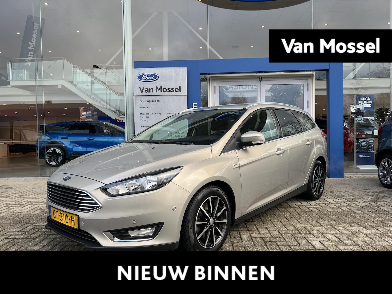 Ford Focus Wagon - 1.5 Titanium Edition | Automaat | Trekhaak | Navigatie | Parkeersensoren V+A - AutoWereld.nl