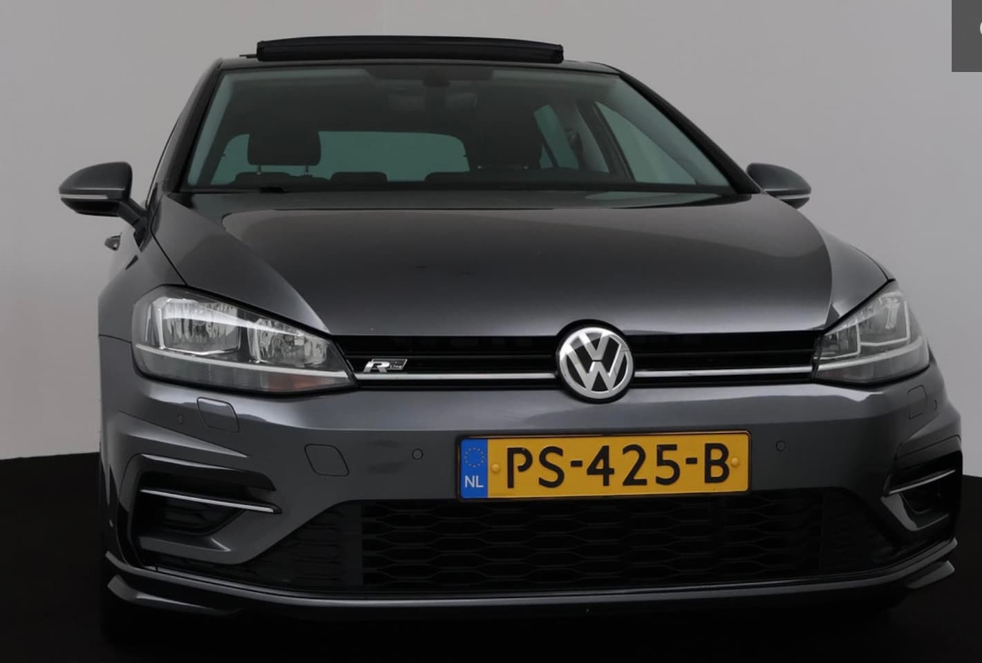 Volkswagen Golf - 1.0 TSI Highline Business R R line - AutoWereld.nl