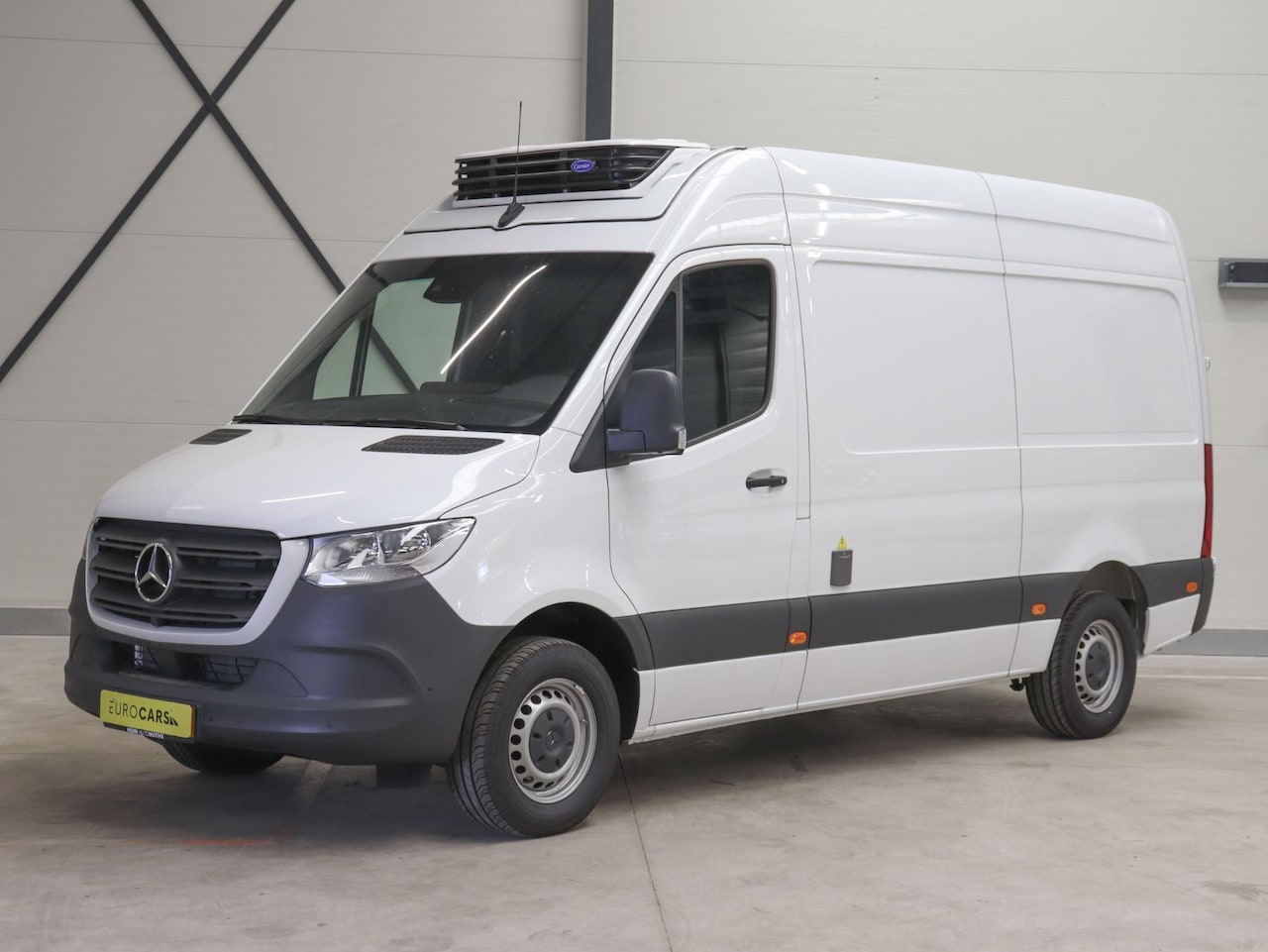 Mercedes-Benz Sprinter - 315 Automaat L2H2 Koelwagen -20°C Vriezer Airco Navi Trekhaak Cruise control Camera - AutoWereld.nl